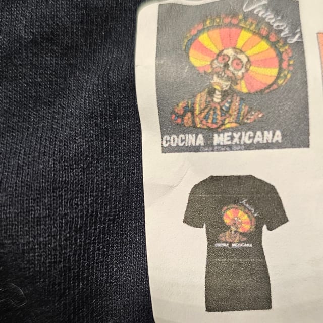 T-Shirt.